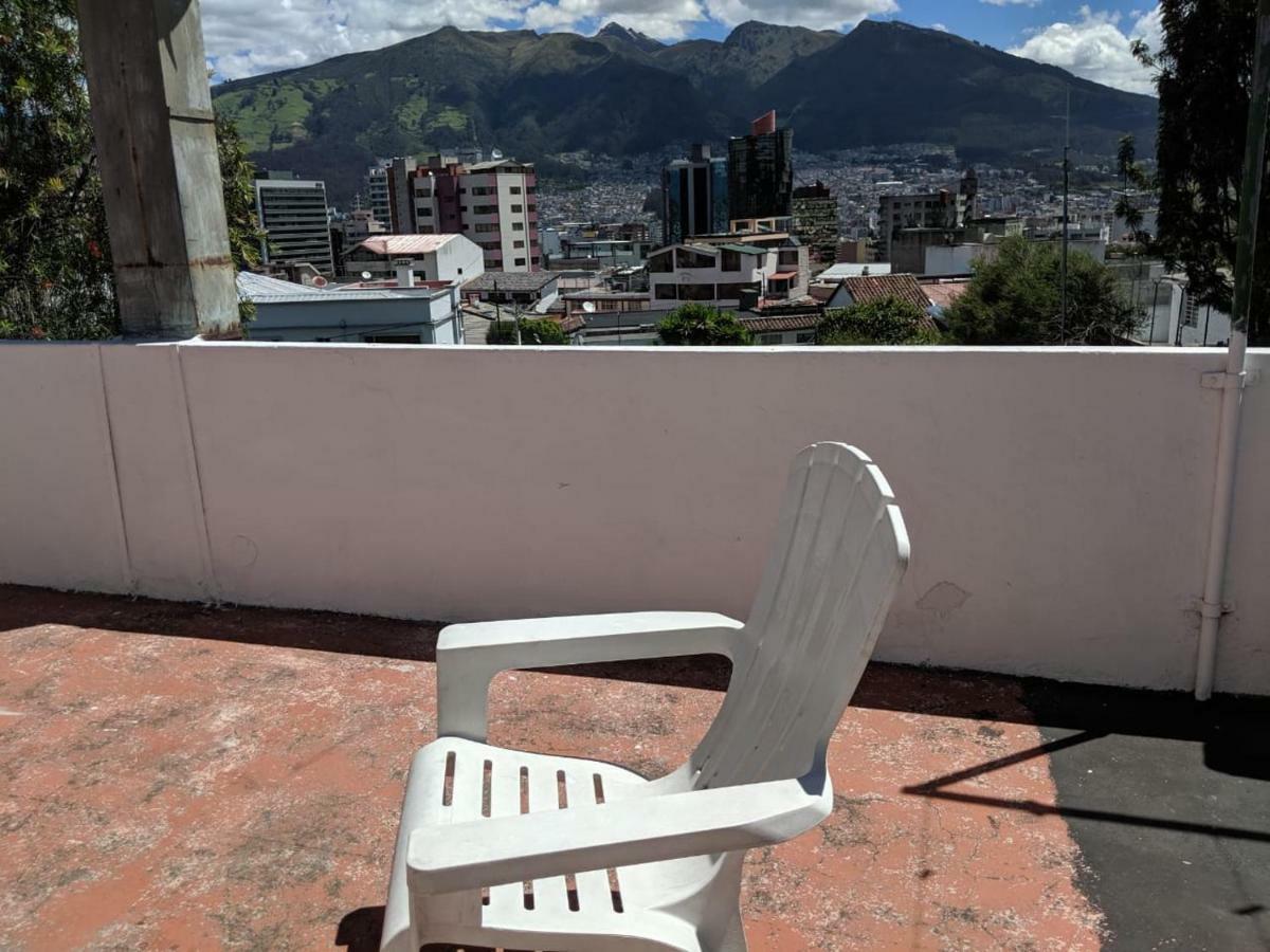 Hotel Play House Quito Exterior foto